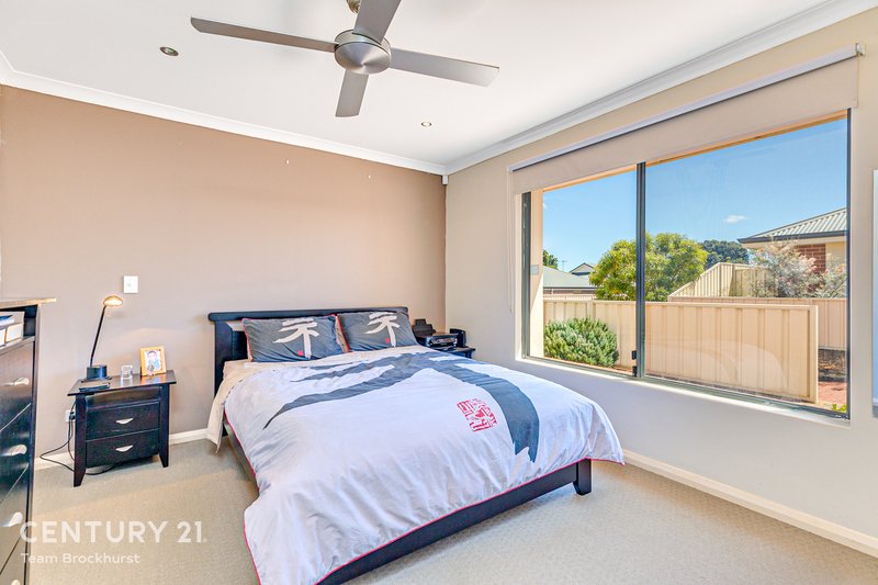 Photo - 7/4 Valentine Road, Kelmscott WA 6111 - Image 5