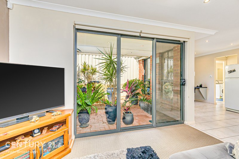 Photo - 7/4 Valentine Road, Kelmscott WA 6111 - Image 13