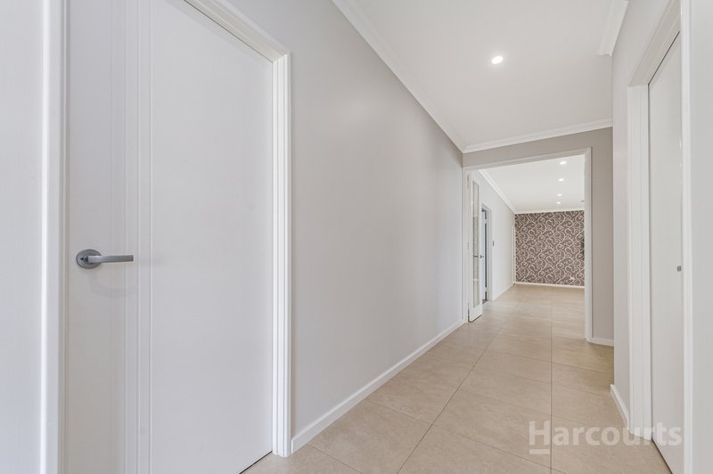 Photo - 74 Venice Entrance, Iluka WA 6028 - Image 5