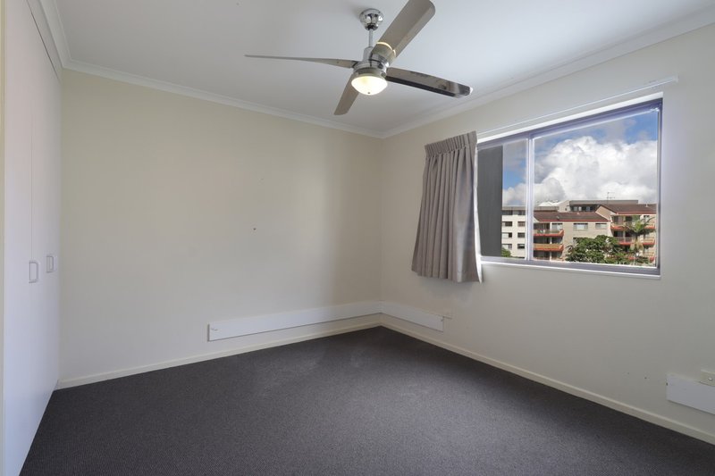 Photo - 7/4 Warne Terrace, Kings Beach QLD 4551 - Image 8