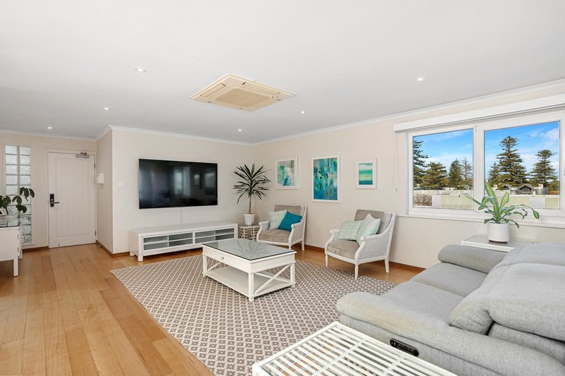 Photo - 7/4 Warnham Road, Cottesloe WA 6011 - Image 1
