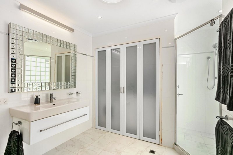 Photo - 7/4 Warnham Road, Cottesloe WA 6011 - Image 13