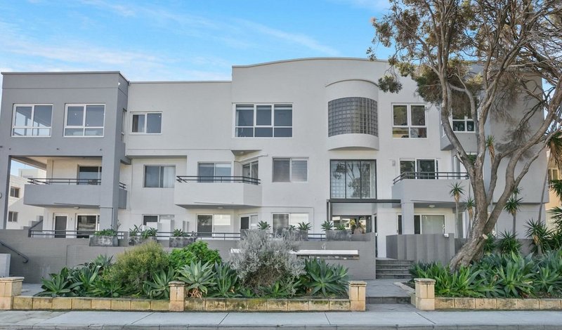 Photo - 7/4 Warnham Road, Cottesloe WA 6011 - Image 17