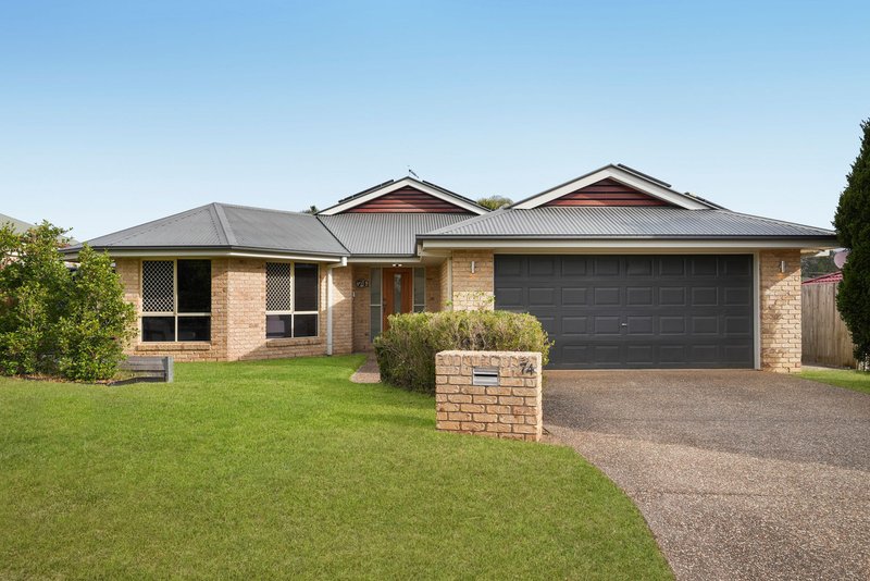 Photo - 74 Warrego Crescent, Murrumba Downs QLD 4503 - Image 1
