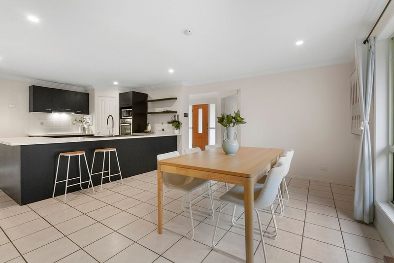 Photo - 74 Warrego Crescent, Murrumba Downs QLD 4503 - Image 5