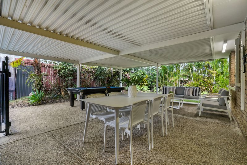 Photo - 74 Warrego Crescent, Murrumba Downs QLD 4503 - Image 9
