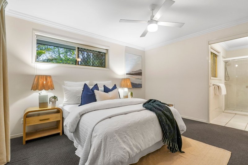 Photo - 74 Warrego Crescent, Murrumba Downs QLD 4503 - Image 13