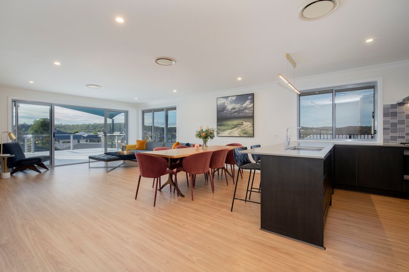 Photo - 74 Wigeon Chase, Cameron Park NSW 2285 - Image 2