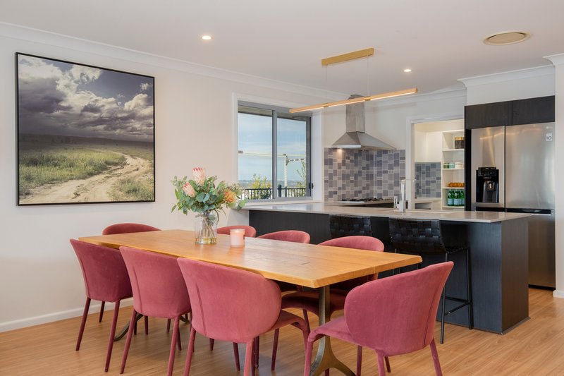Photo - 74 Wigeon Chase, Cameron Park NSW 2285 - Image 5