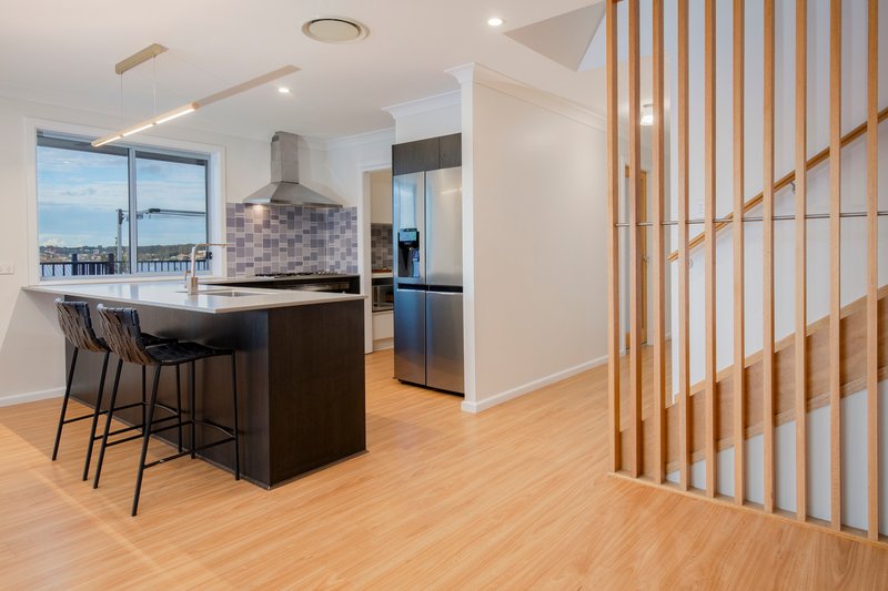 Photo - 74 Wigeon Chase, Cameron Park NSW 2285 - Image 6