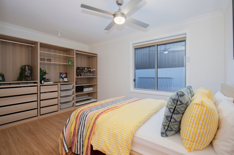 Photo - 74 Wigeon Chase, Cameron Park NSW 2285 - Image 12