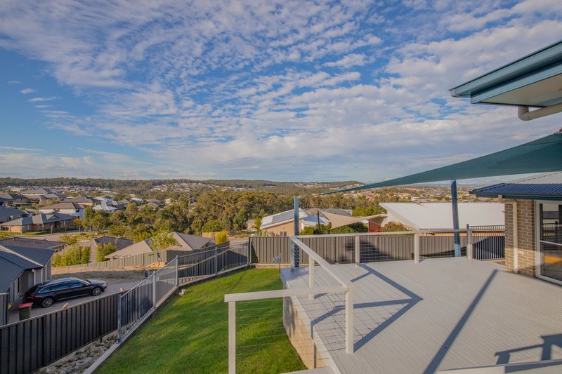 Photo - 74 Wigeon Chase, Cameron Park NSW 2285 - Image 17