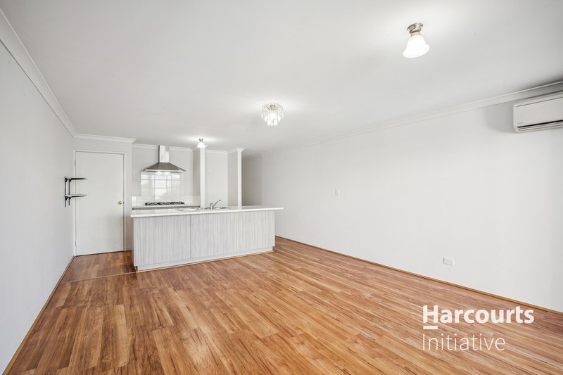 Photo - 74 Wilding Boulevard, Ellenbrook WA 6069 - Image 3