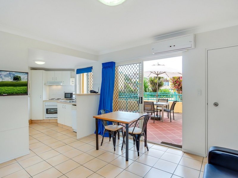 Photo - 7/40 Burra Street, Chevron Island QLD 4217 - Image 3