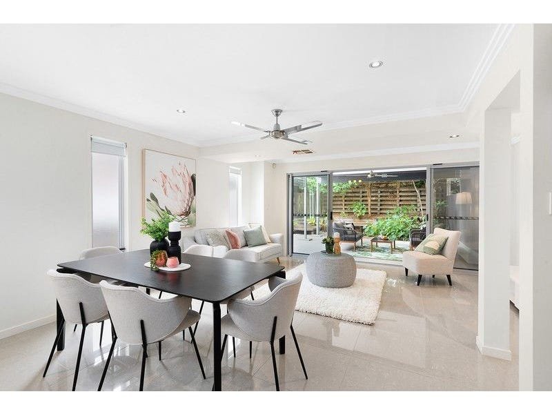 Photo - 7/40 Macdonnell Street, Toowong QLD 4066 - Image 1