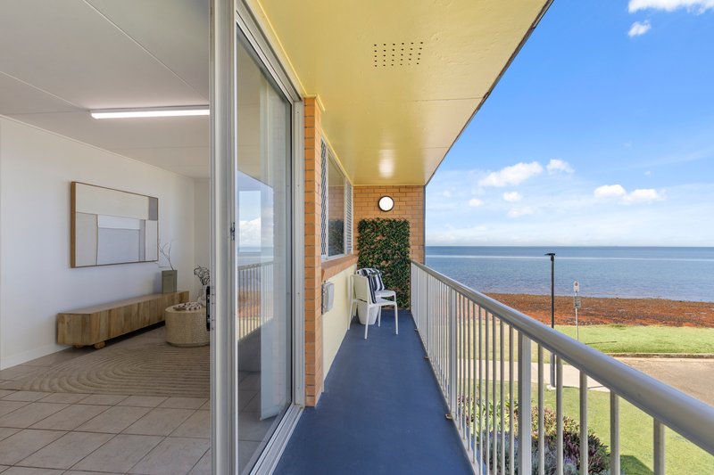 Photo - 7/40 Prince Edward Parade, Redcliffe QLD 4020 - Image 2