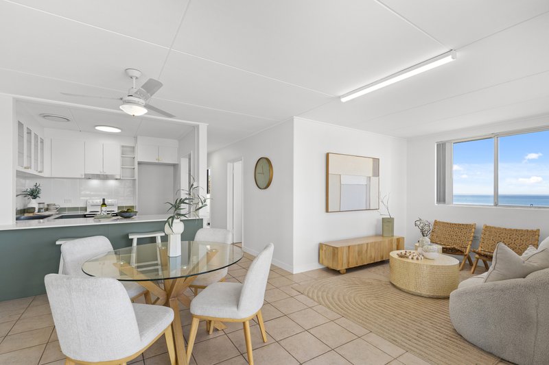 Photo - 7/40 Prince Edward Parade, Redcliffe QLD 4020 - Image 4