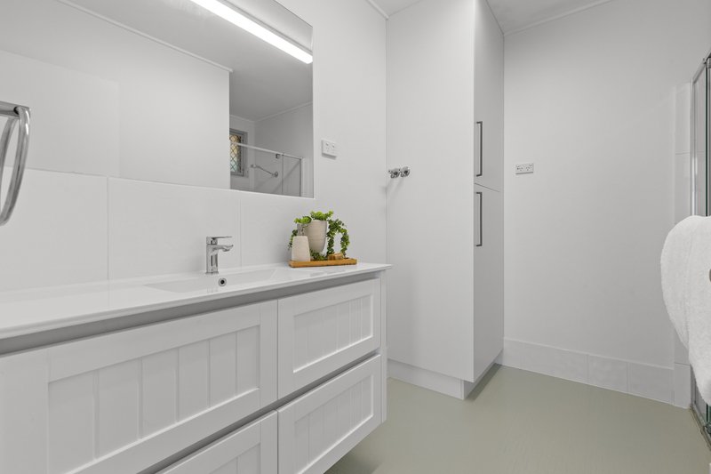 Photo - 7/40 Prince Edward Parade, Redcliffe QLD 4020 - Image 14