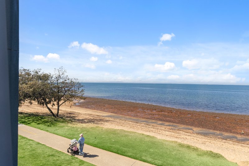 Photo - 7/40 Prince Edward Parade, Redcliffe QLD 4020 - Image 16