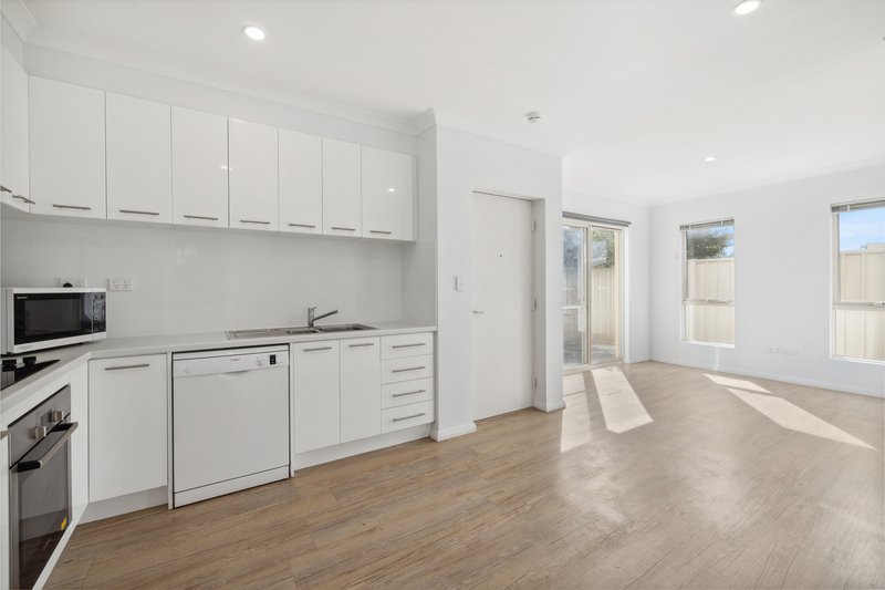 Photo - 7/40 Wright Street, Kewdale WA 6105 - Image 2