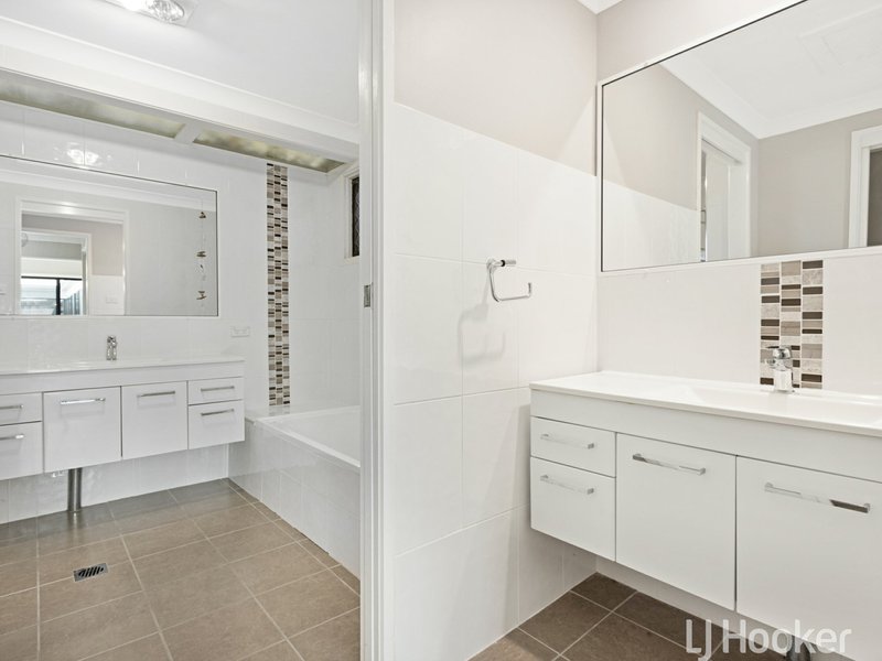 Photo - 741 Boat Harbour Drive, Urangan QLD 4655 - Image 22