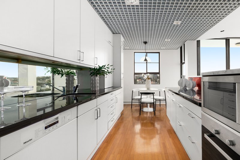 Photo - 74/1 Kiara Close, North Sydney NSW 2060 - Image 7