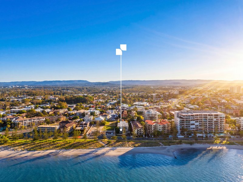Photo - 7/414 Marine Parade, Biggera Waters QLD 4216 - Image 2