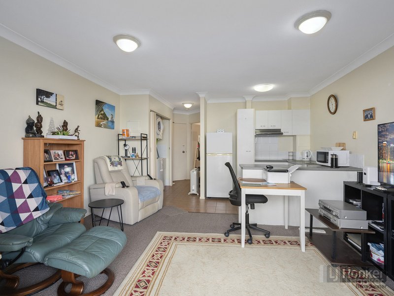 Photo - 7/416 Marine Parade, Biggera Waters QLD 4216 - Image 6