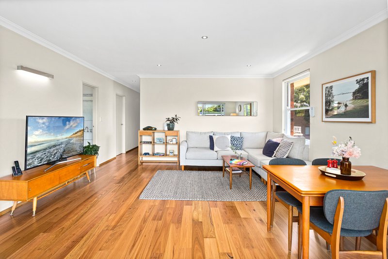 Photo - 7/42-44 Macquarie Place, Mortdale NSW 2223 - Image 2