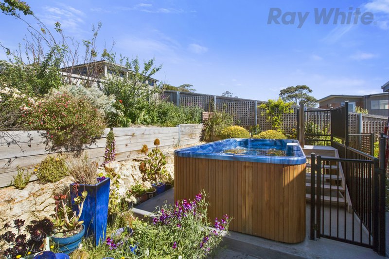 Photo - 742 Oceana Drive, Tranmere TAS 7018 - Image 5