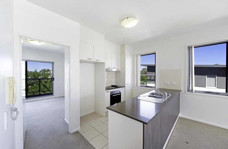 Photo - 74/329 Flemington Road, Franklin ACT 2913 - Image 3