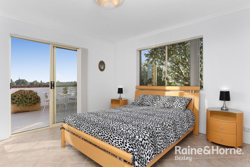 Photo - 7/437 Forest Road, Bexley NSW 2207 - Image 3