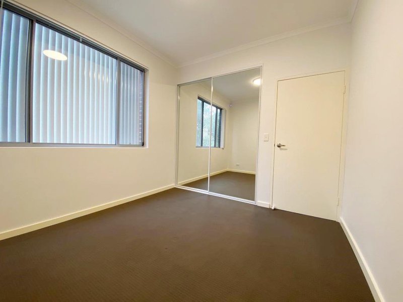 Photo - 7/44-46 Lydbrook Street, Westmead NSW 2145 - Image 4