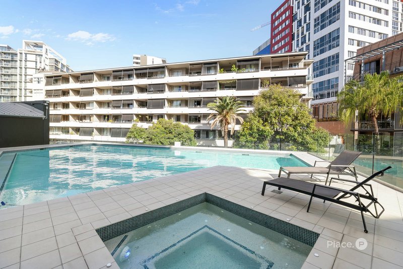 Photo - 744/1000 Ann Street, Fortitude Valley QLD 4006 - Image 13