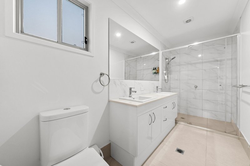 Photo - 74/48 Berkshire Place, Heathwood QLD 4110 - Image 8