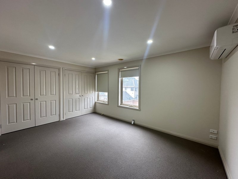 Photo - 7/45 Ancona Drive, Mill Park VIC 3082 - Image 4