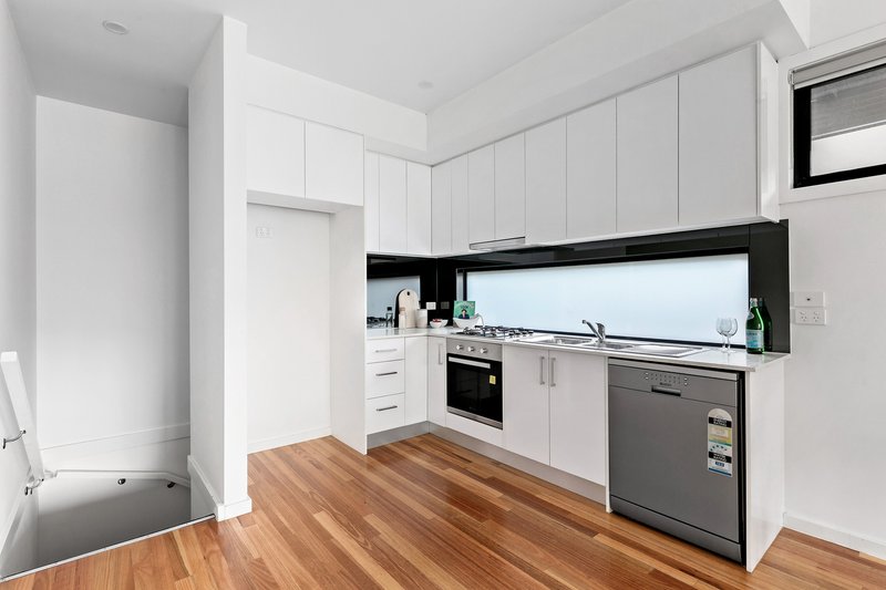 Photo - 7/46 Hudson Street, Coburg VIC 3058 - Image 3