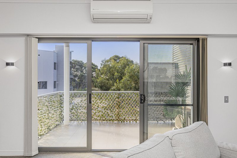 Photo - 74/6 Walsh Loop, Joondalup WA 6027 - Image 3