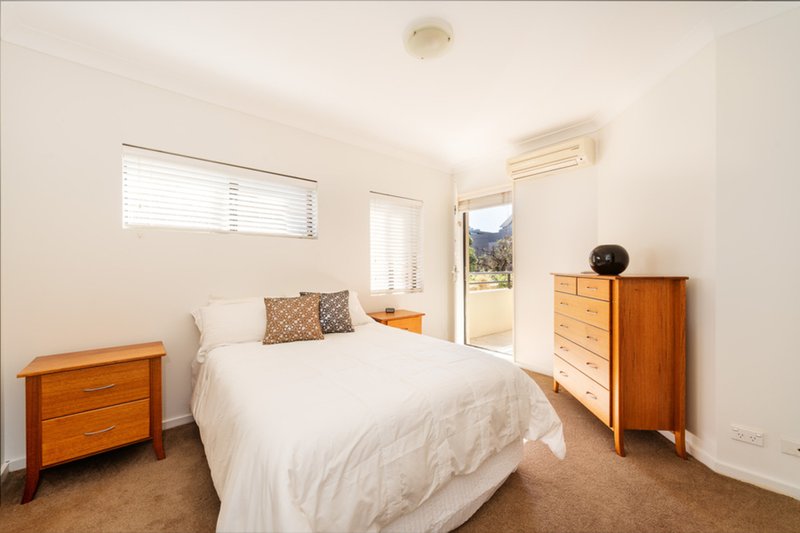 Photo - 7/47-49 Oaks Avenue, Dee Why NSW 2099 - Image 4