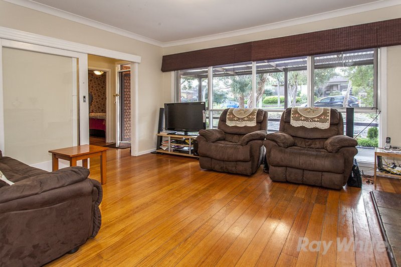 Photo - 748 Highbury Road, Glen Waverley VIC 3150 - Image 3