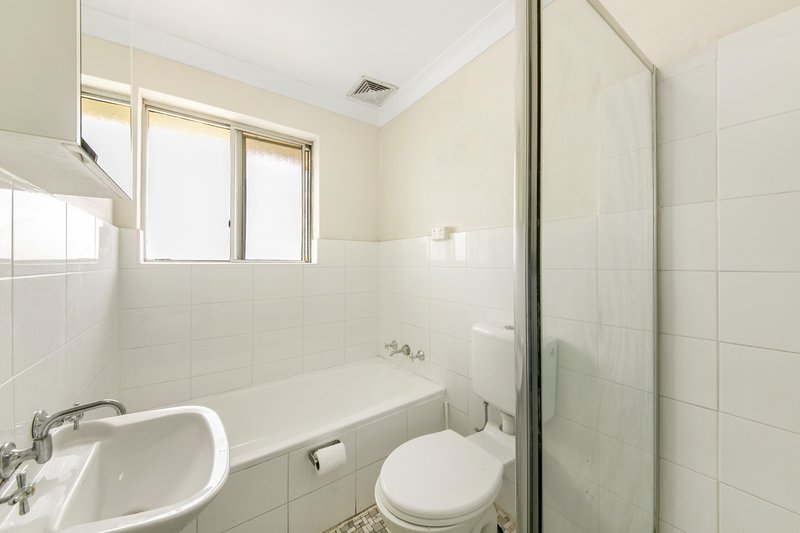 Photo - 7/480 Merrylands Rd , Merrylands NSW 2160 - Image 6