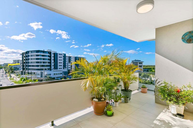 Photo - 7/49 Duporth Avenue, Maroochydore QLD 4558 - Image 7