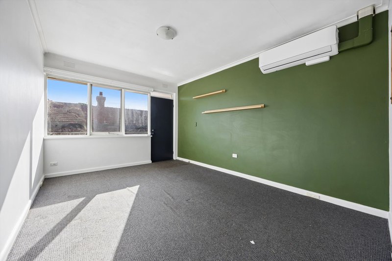 Photo - 7/49 Lantana Road, Gardenvale VIC 3185 - Image 2