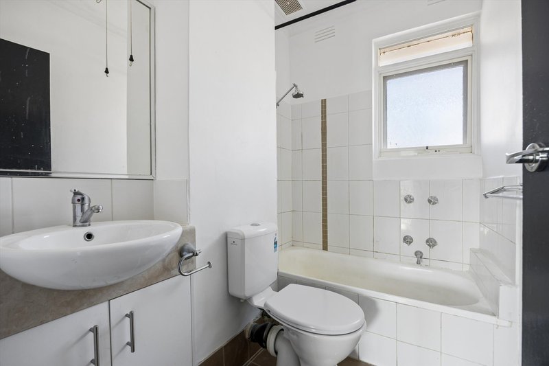 Photo - 7/49 Lantana Road, Gardenvale VIC 3185 - Image 4