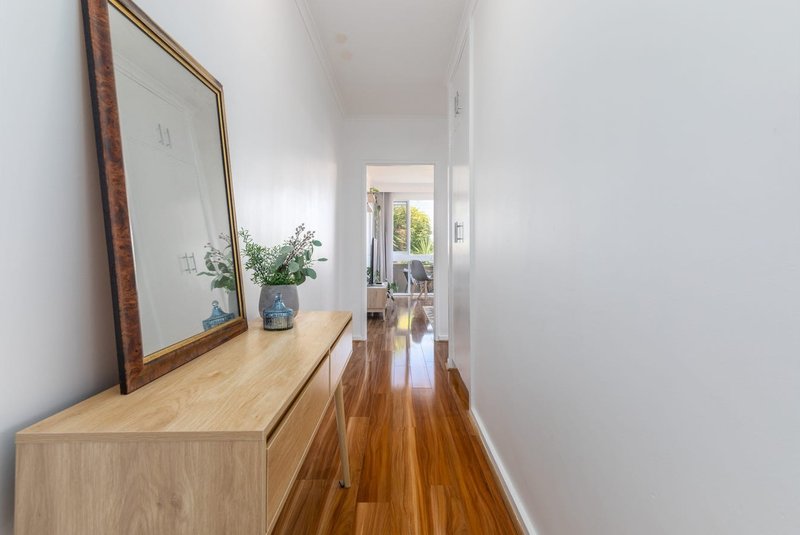 Photo - 7/49 Wilson Street, Cheltenham VIC 3192 - Image 6