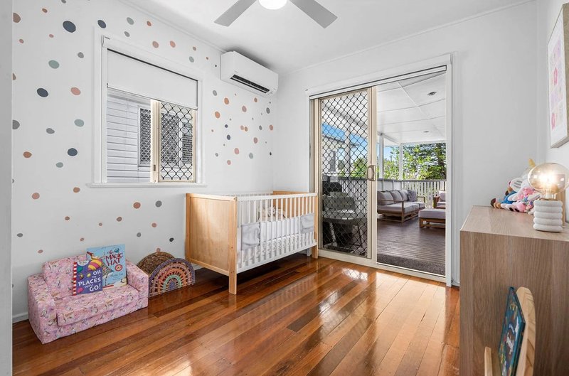 Photo - 74A Gray Street, Carina QLD 4152 - Image 9