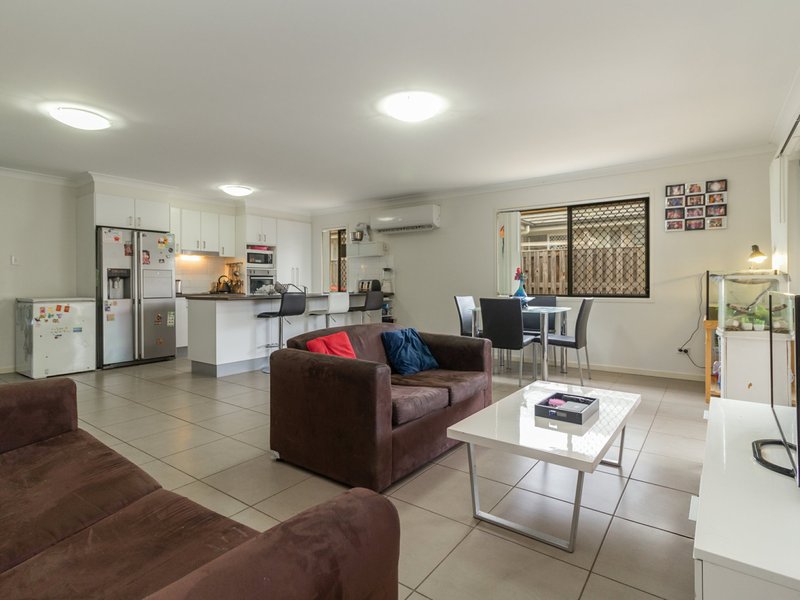 Photo - 74A Redgum Drive, Regents Park QLD 4118 - Image 2