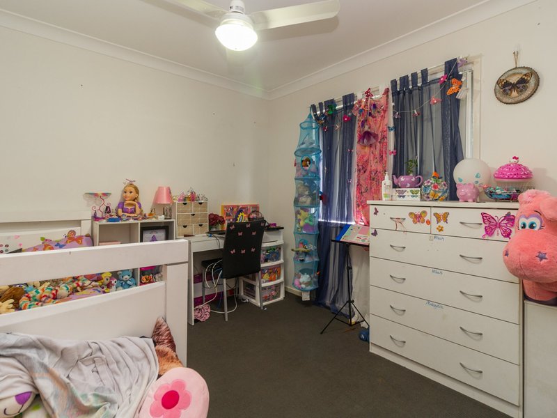 Photo - 74A Redgum Drive, Regents Park QLD 4118 - Image 9