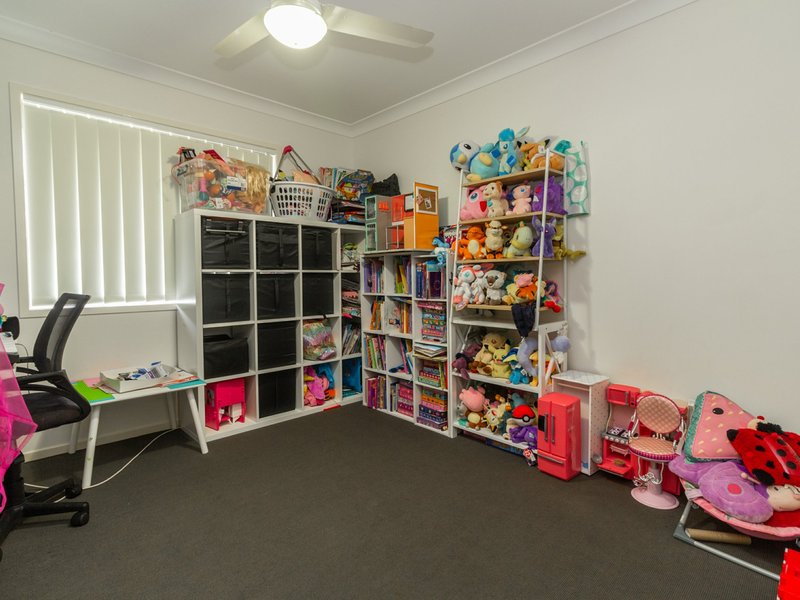 Photo - 74A Redgum Drive, Regents Park QLD 4118 - Image 10