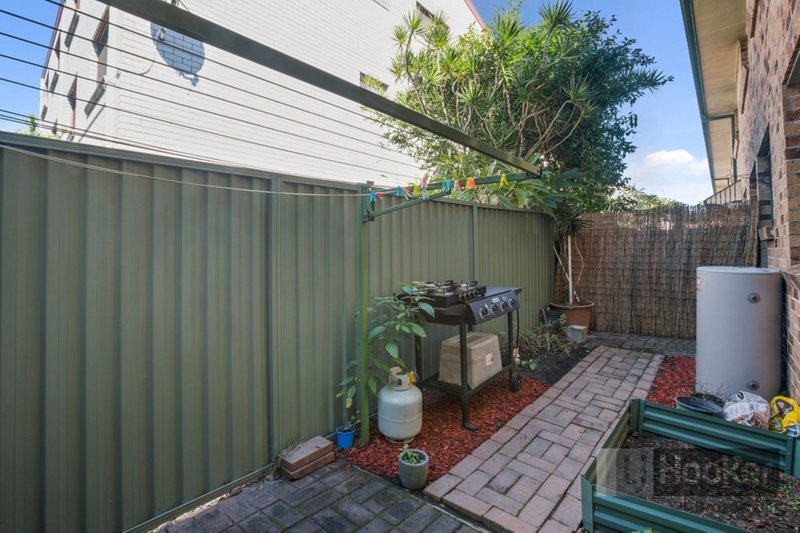 Photo - 7/5 Ahern Street, Labrador QLD 4215 - Image 2